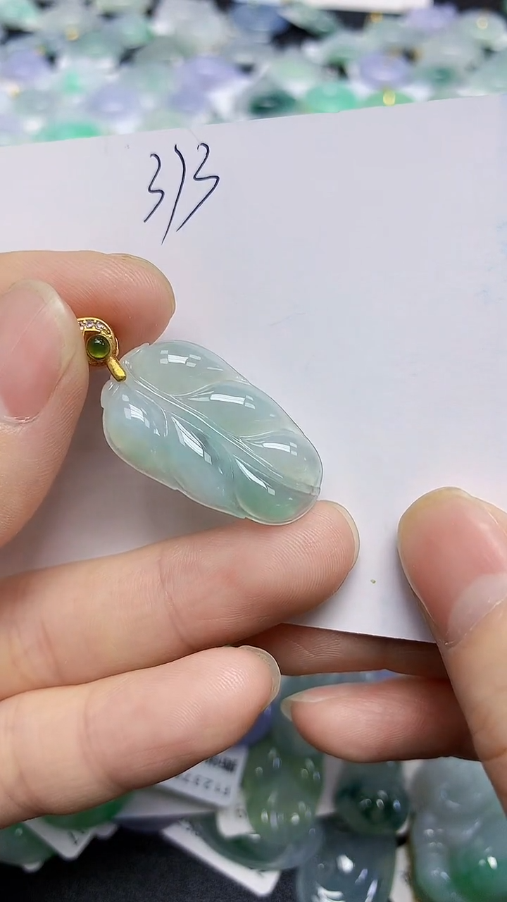 颈饰未镶嵌翡翠天然缅甸翡翠A货翡翠百元以上9元证书费自理