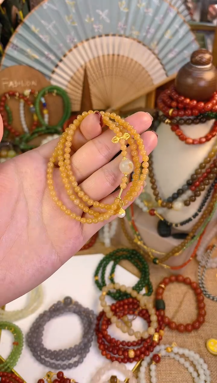 【闪购商品】和田玉三圈18K金镶嵌糖玉