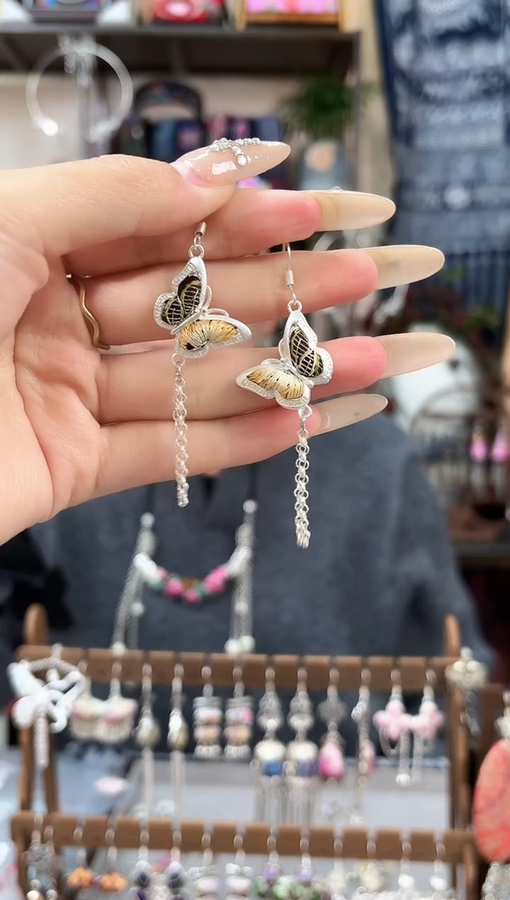 织绣民族风非遗老绣苗银饰品170