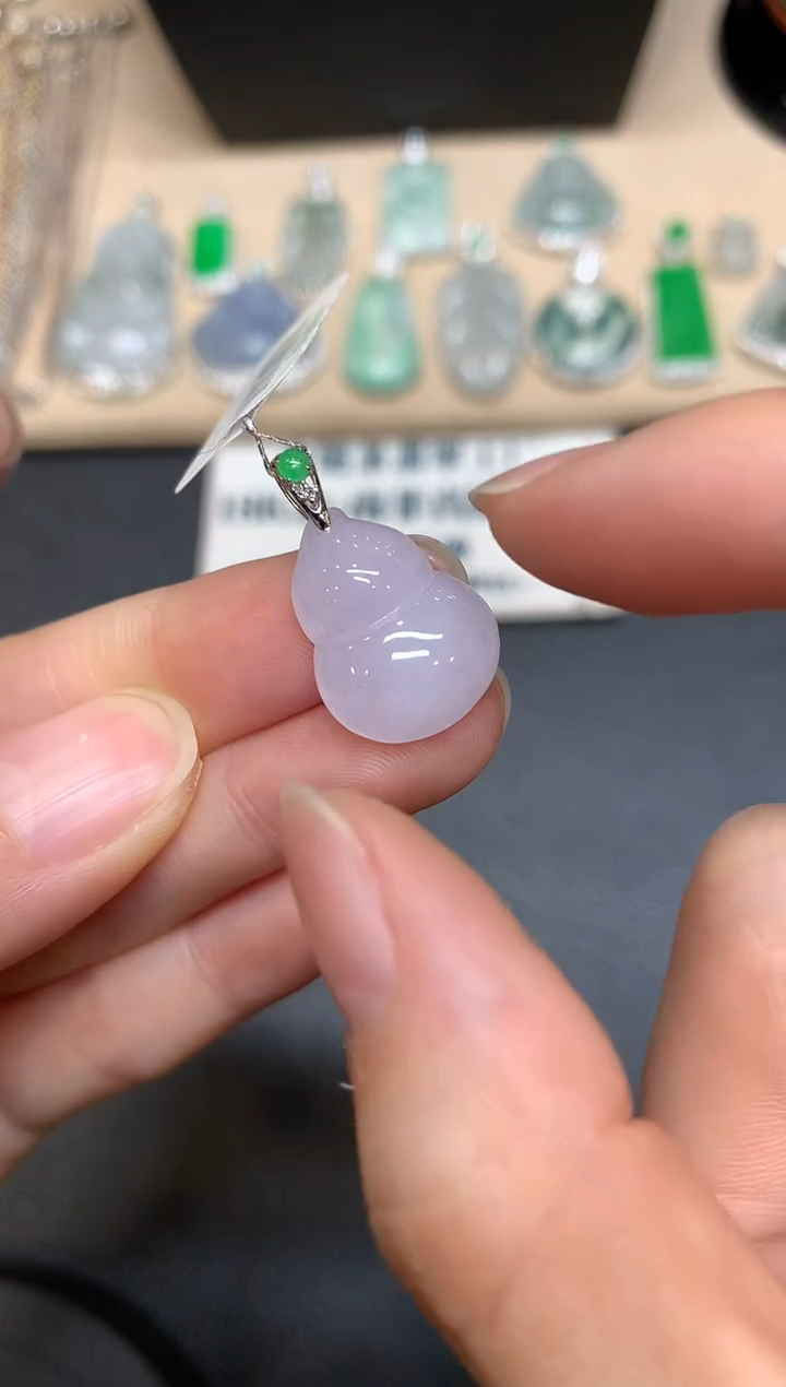 【闪购商品】翡翠颈饰18K金镶嵌葫芦【无服务费多样性发其一