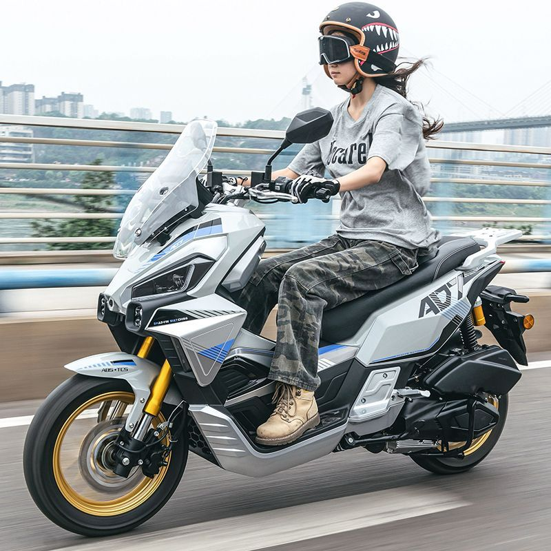 三嶪赛愽250水冷踏板摩托车ADV长途摩旅全新整车可上牌
