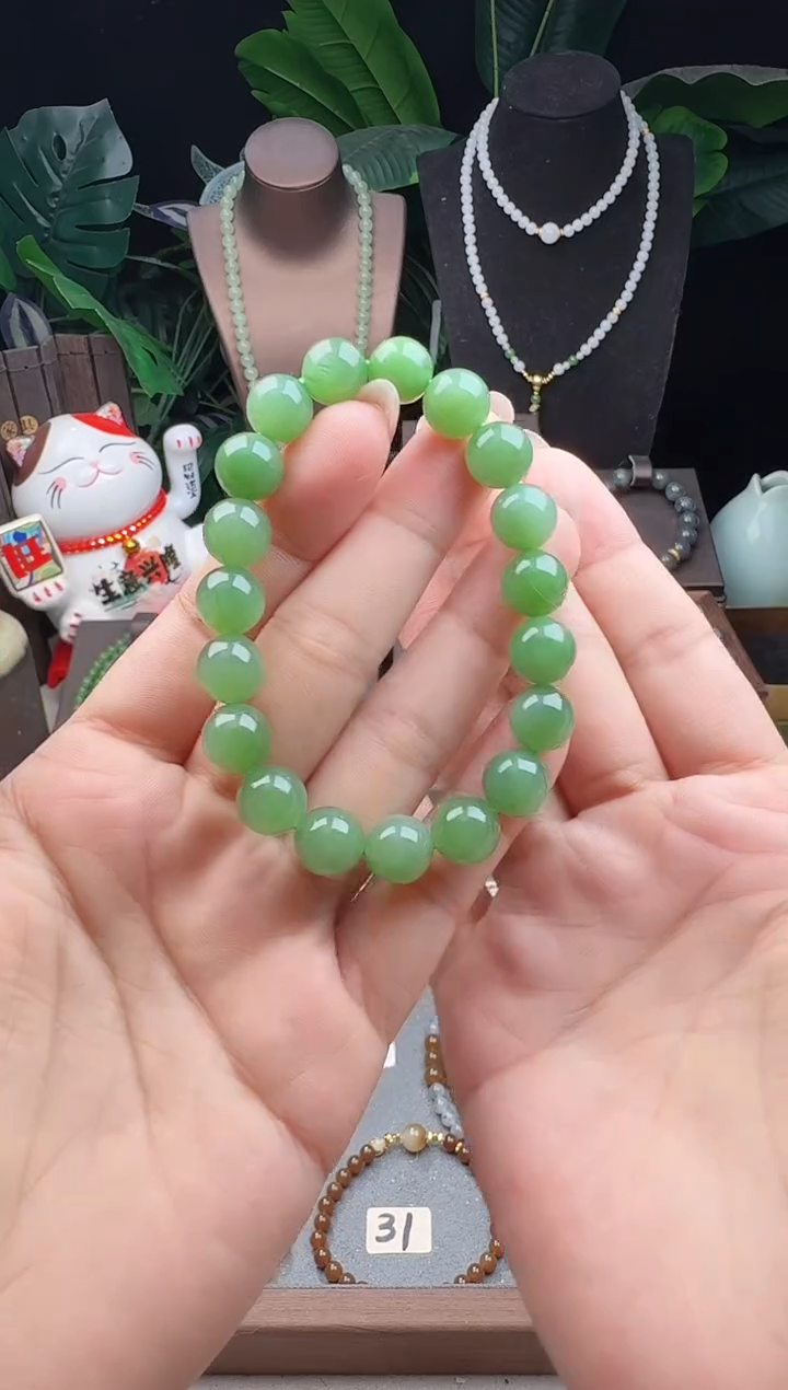 未镶嵌手串和田玉10m俄料苹果绿碧玉手串