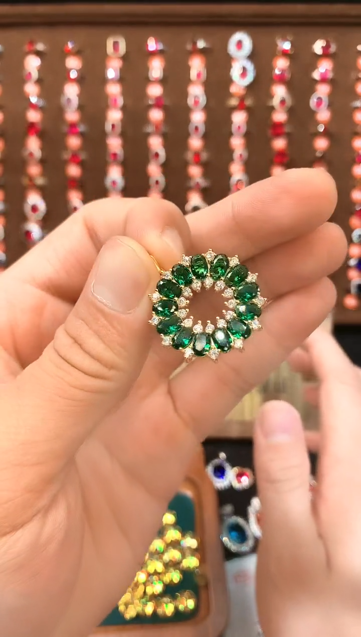 吊坠透辉石银S925镶嵌......