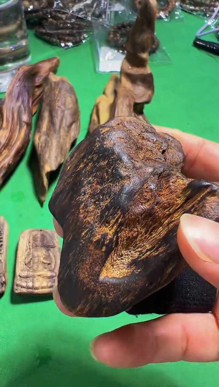 【闪购商品】沉香木摆件71号土沉包头克多样性发一