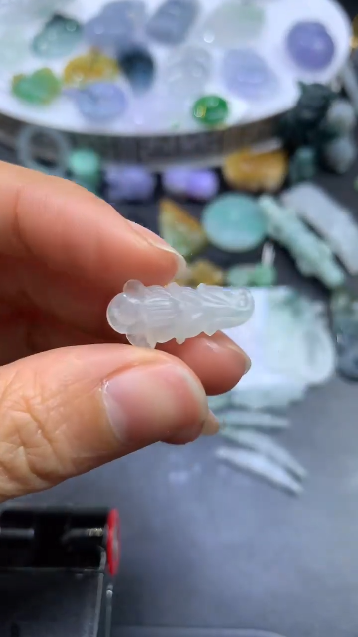 【闪购商品】定制翡翠未镶嵌翡翠