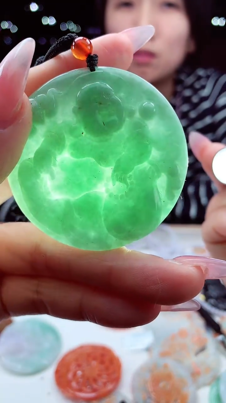 颈饰未镶嵌翡翠天然A货翡翠