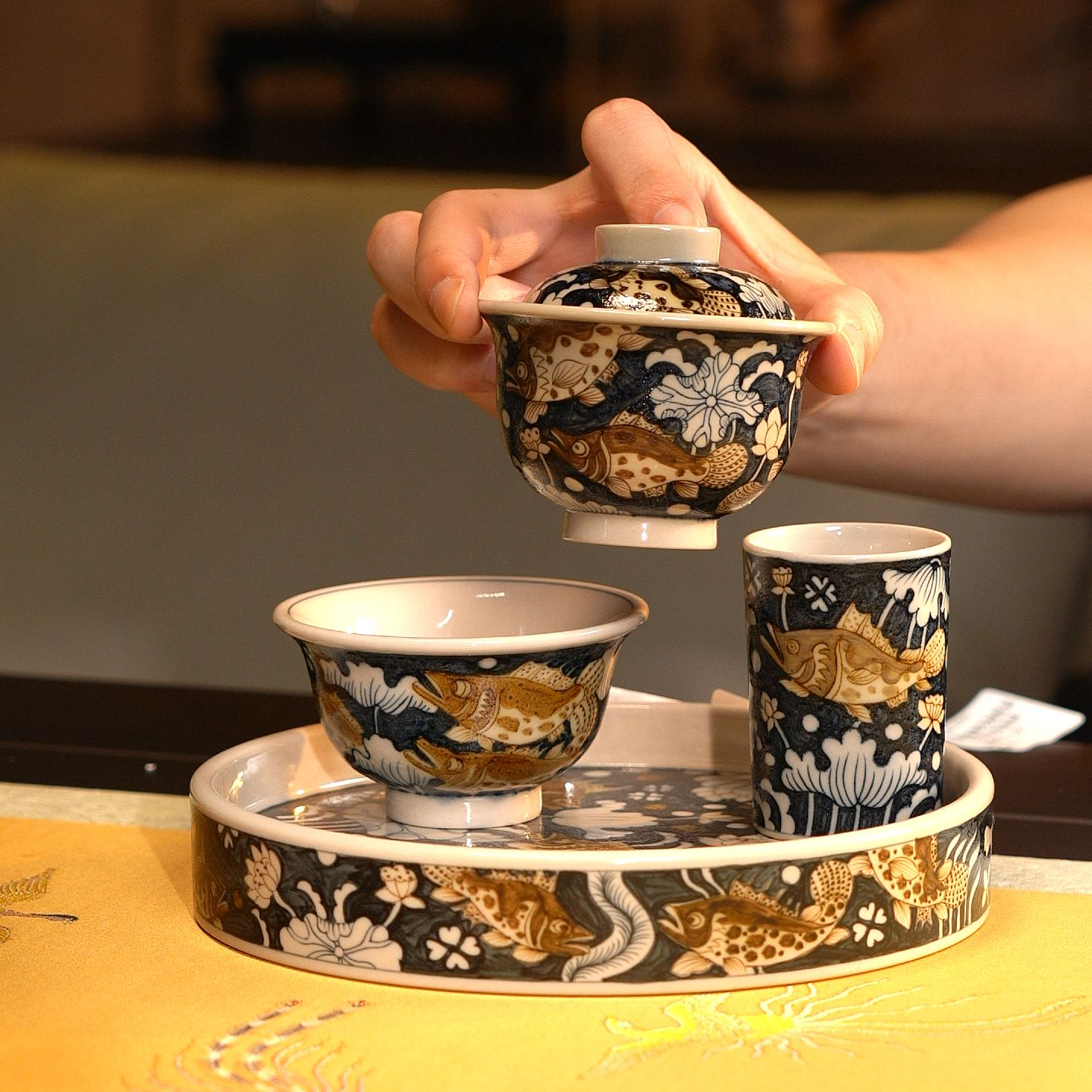 LQT 立勤堂青花釉里金九鳜套组