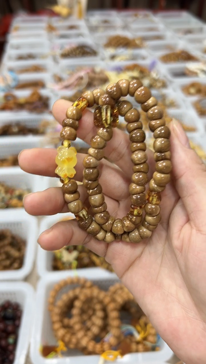 手串库克卡8.5mm库克蒜瓣大肠diy小熊 双圈叠戴 手持