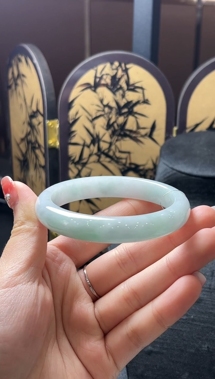 【闪购商品】翡翠手镯未镶嵌翡翠手镯（60）