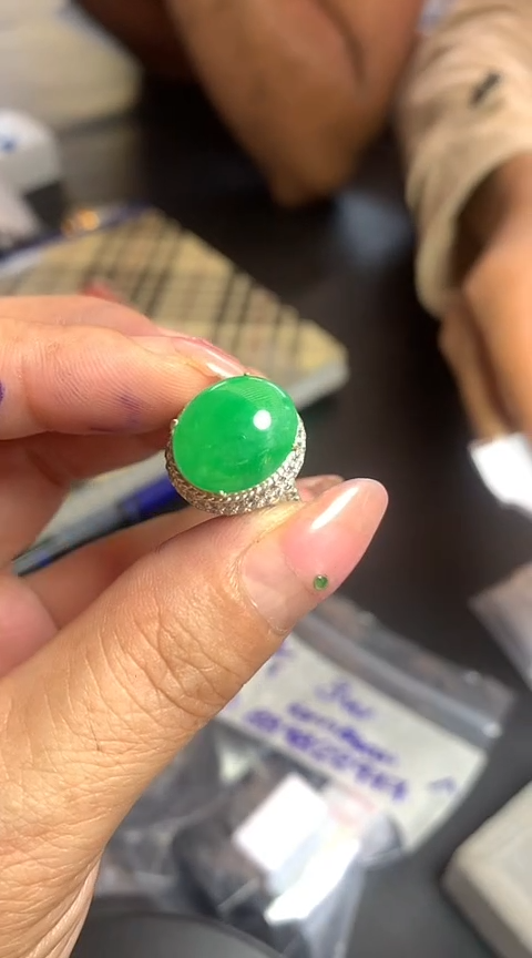 【闪购商品】定制翡翠未镶嵌5645465454564卡14.1