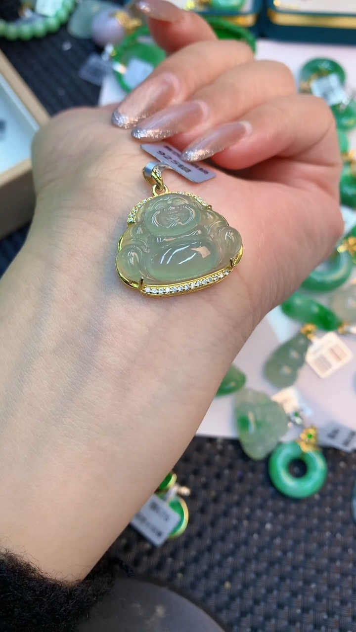 颈饰未镶嵌翡翠1