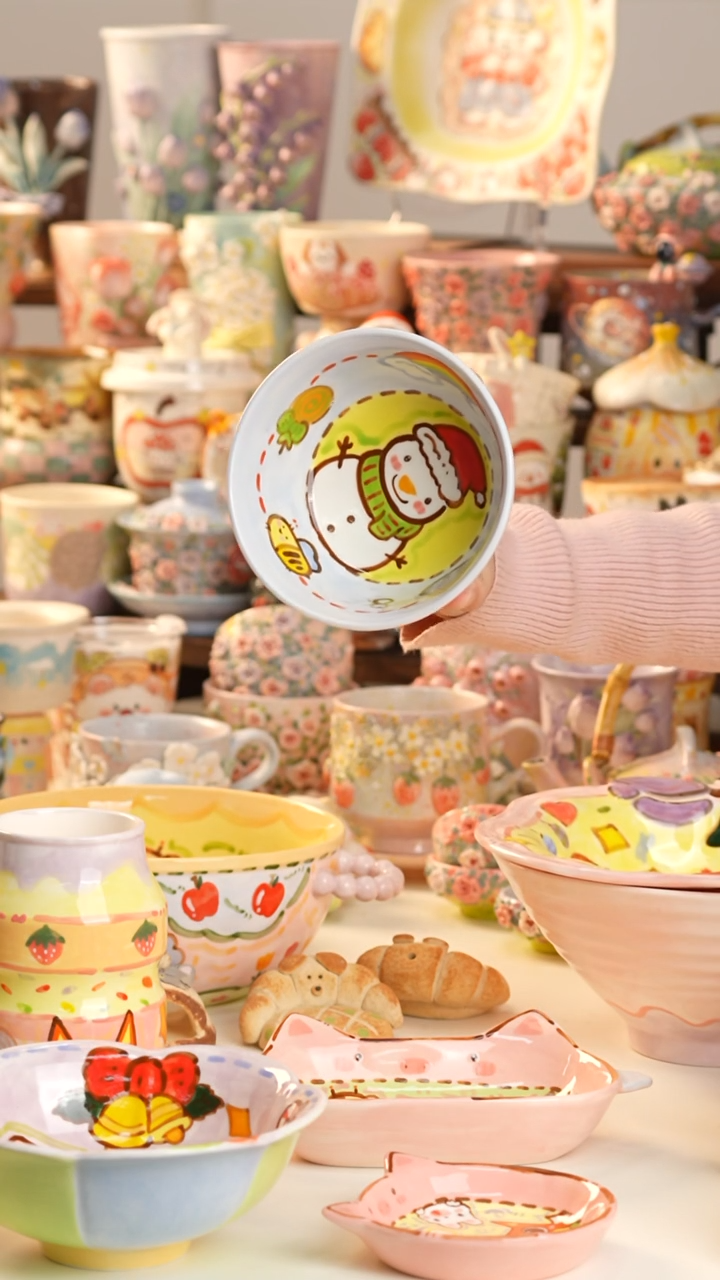 摆件陶景德镇釉下彩手绘设计师款陶瓷