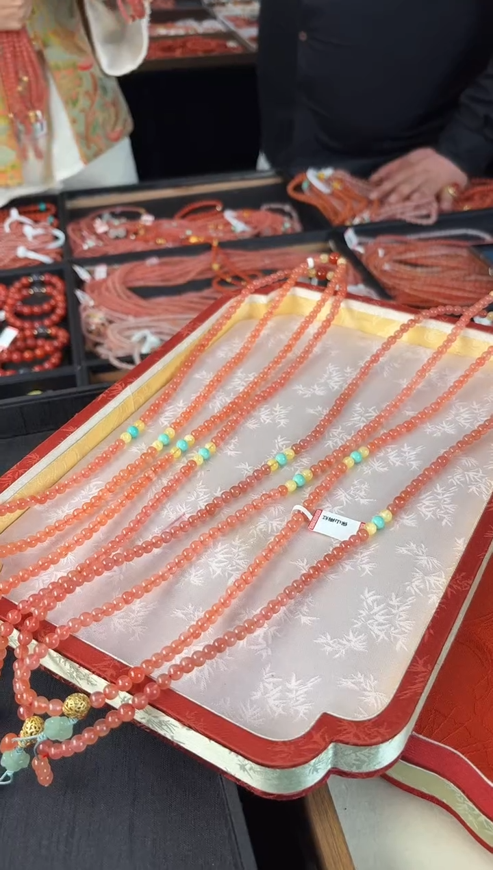 颈饰未镶嵌南红玛瑙随机发一件1001005