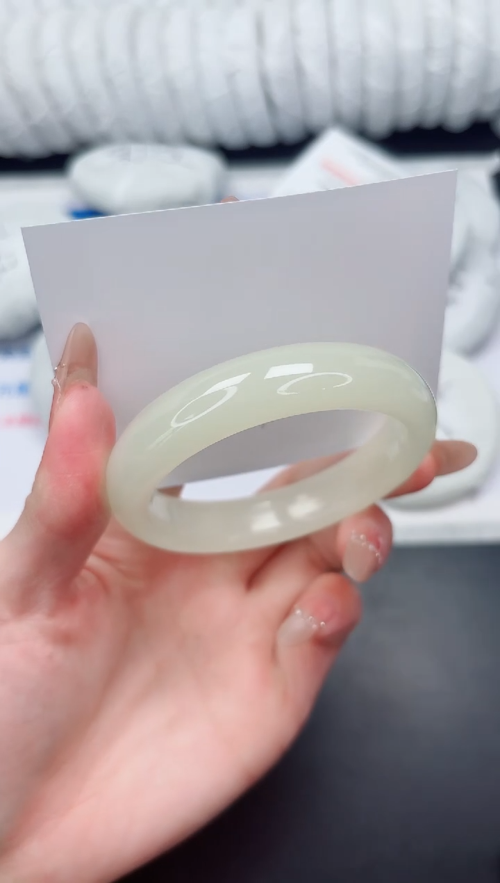 未镶嵌手镯石英质玉71-57.5FMS