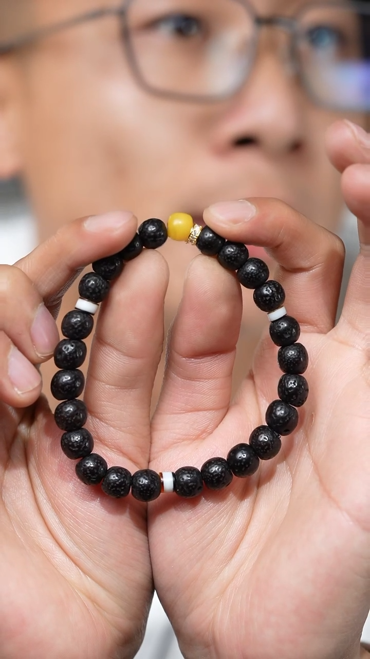 【闪购商品】老星月(多样性发货，发其一）