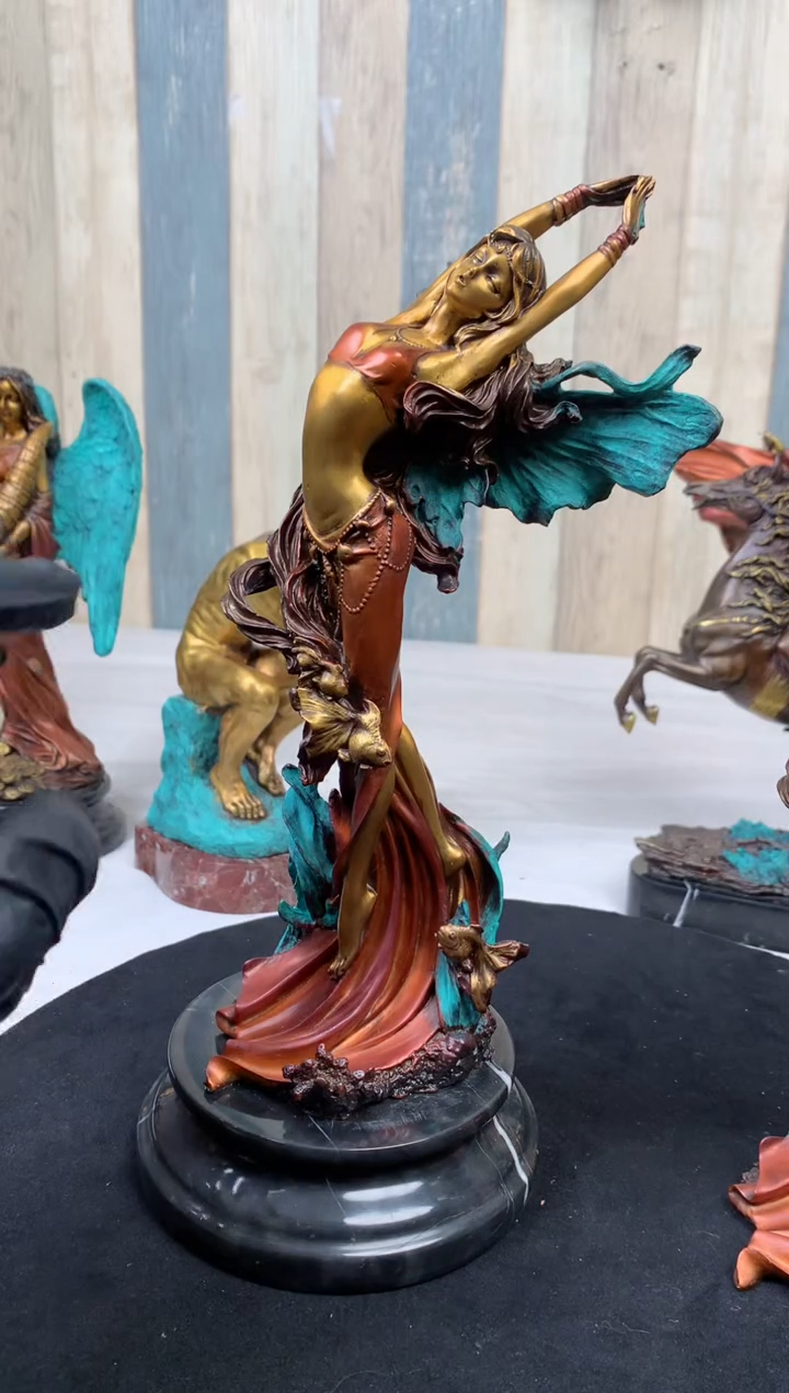 【闪购商品】精美雕塑装饰摆件