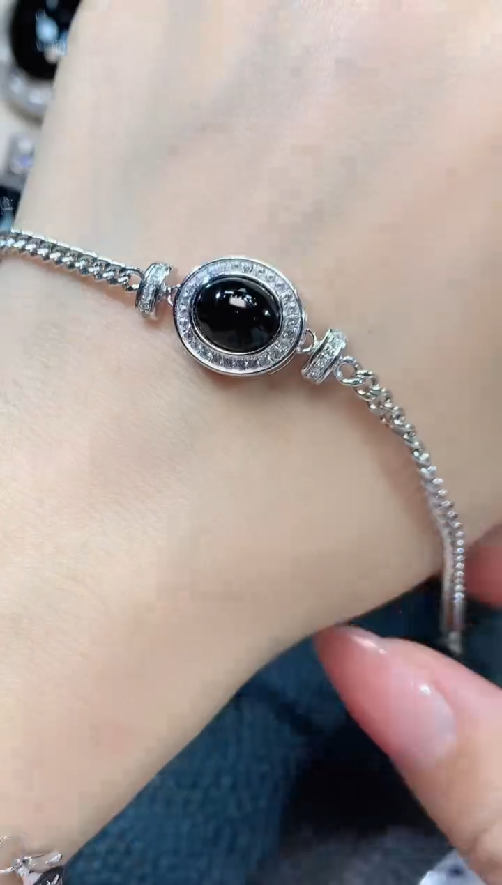 【闪购商品】翡翠手链18K金镶嵌D55一件