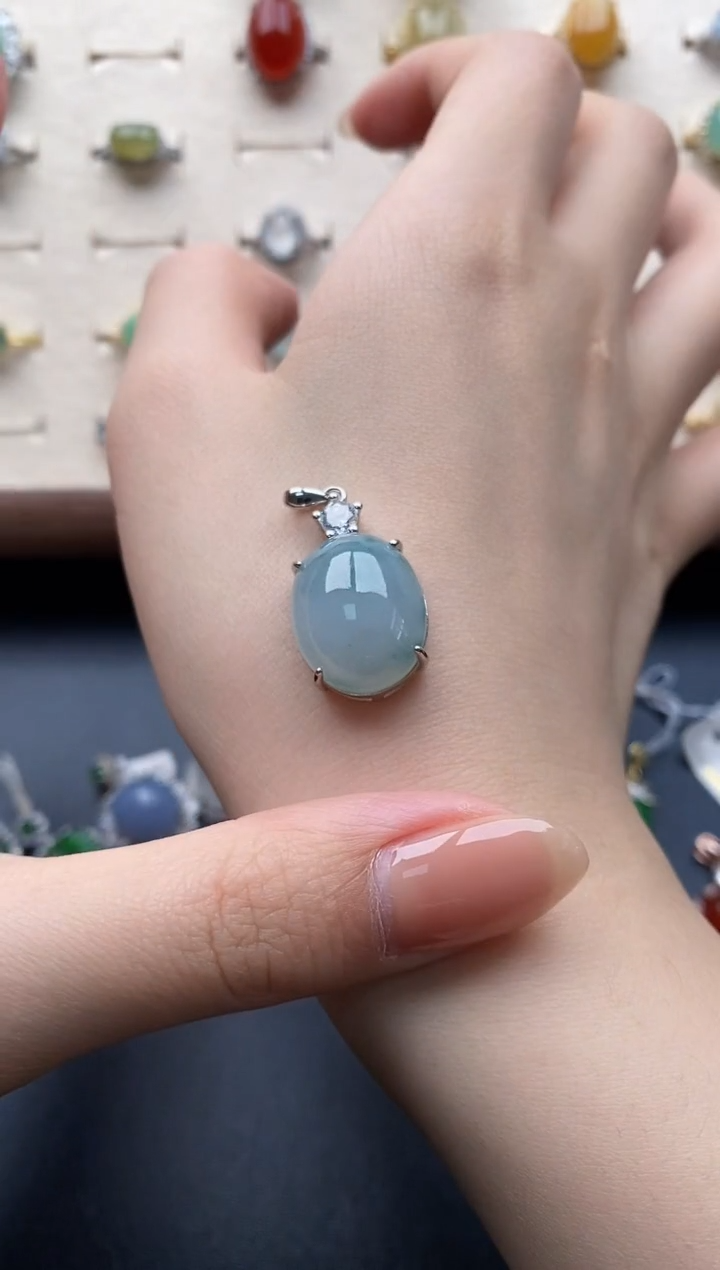 颈饰银S925镶嵌翡翠一物一证一礼盒