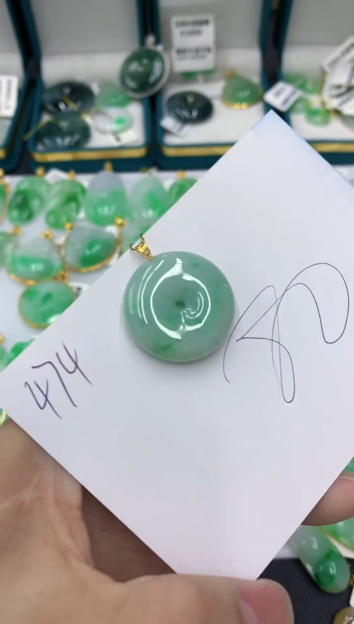 【闪购商品】翡翠颈饰18K金镶嵌1111111111