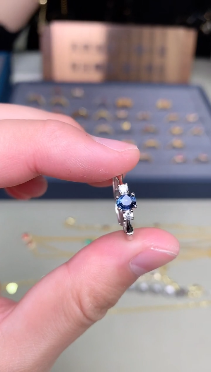 【闪购商品】蓝宝石戒指银S925镶嵌戒指