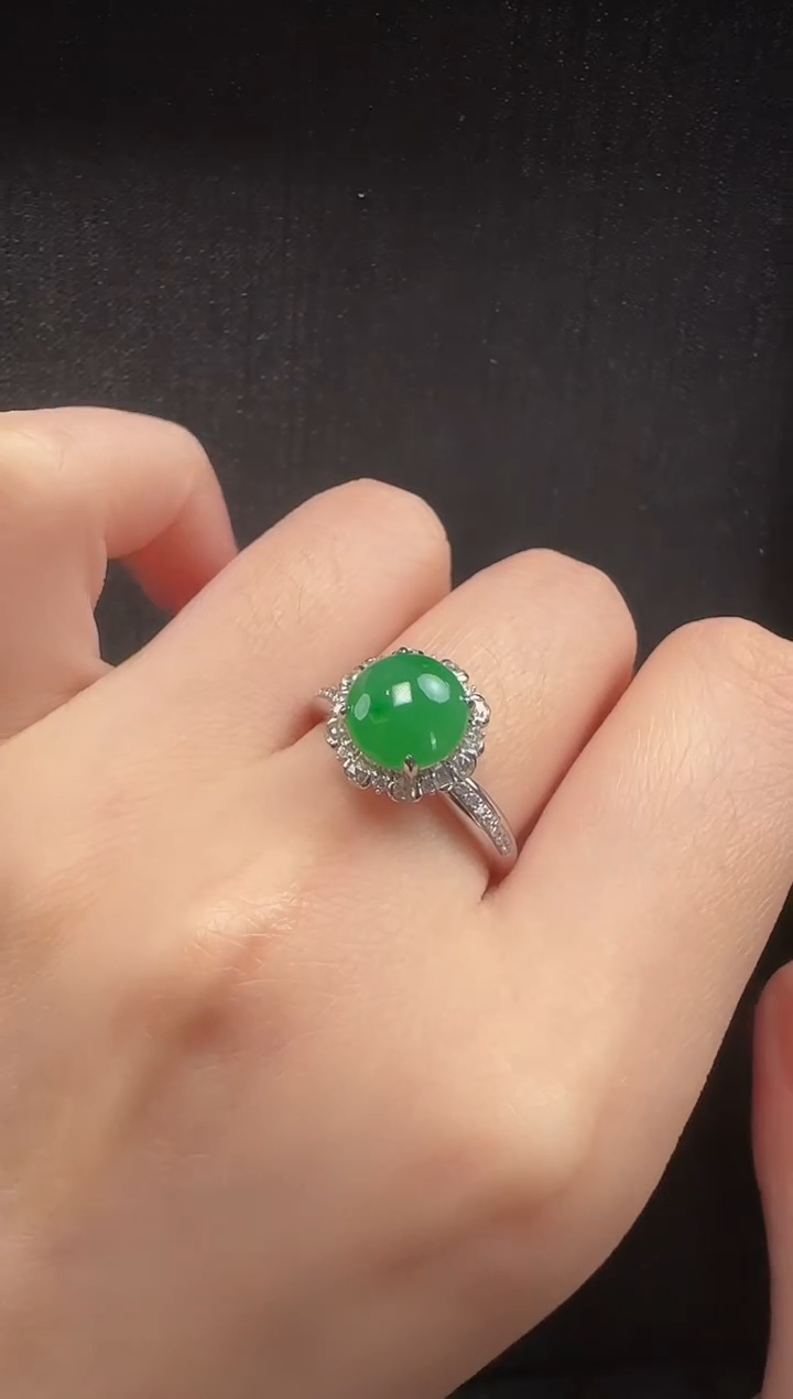 翡翠戒指18K金镶嵌954蛋面一只