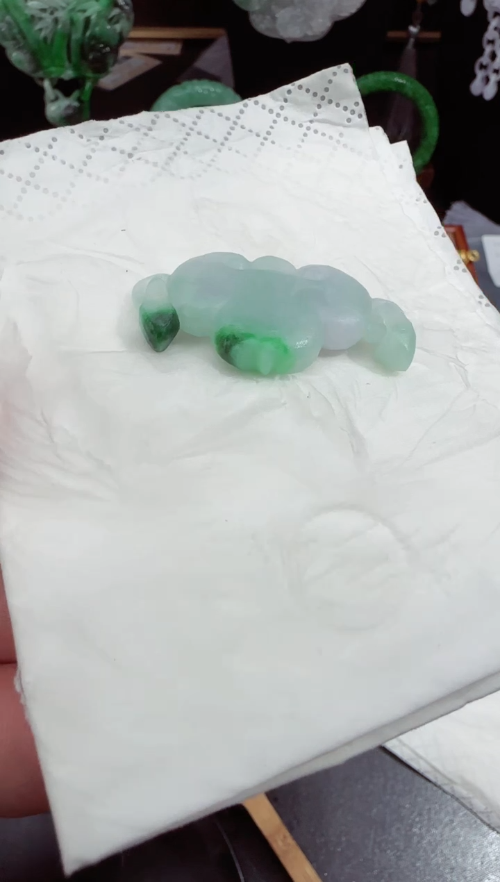 定制翡翠未镶嵌拍照