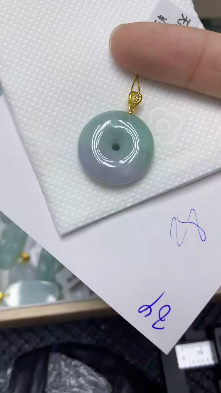 颈饰未镶嵌翡翠缅甸A货翡翠