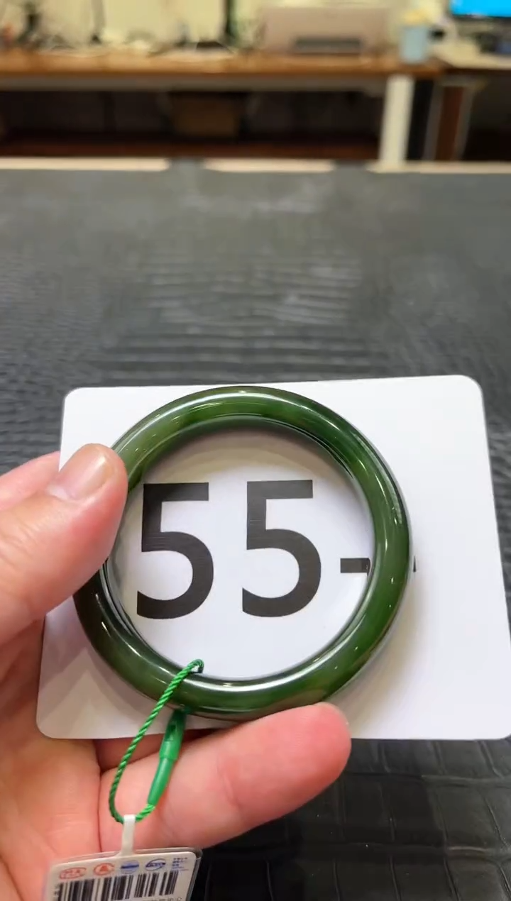 【闪购商品】和田玉碧玉手镯未镶嵌一个