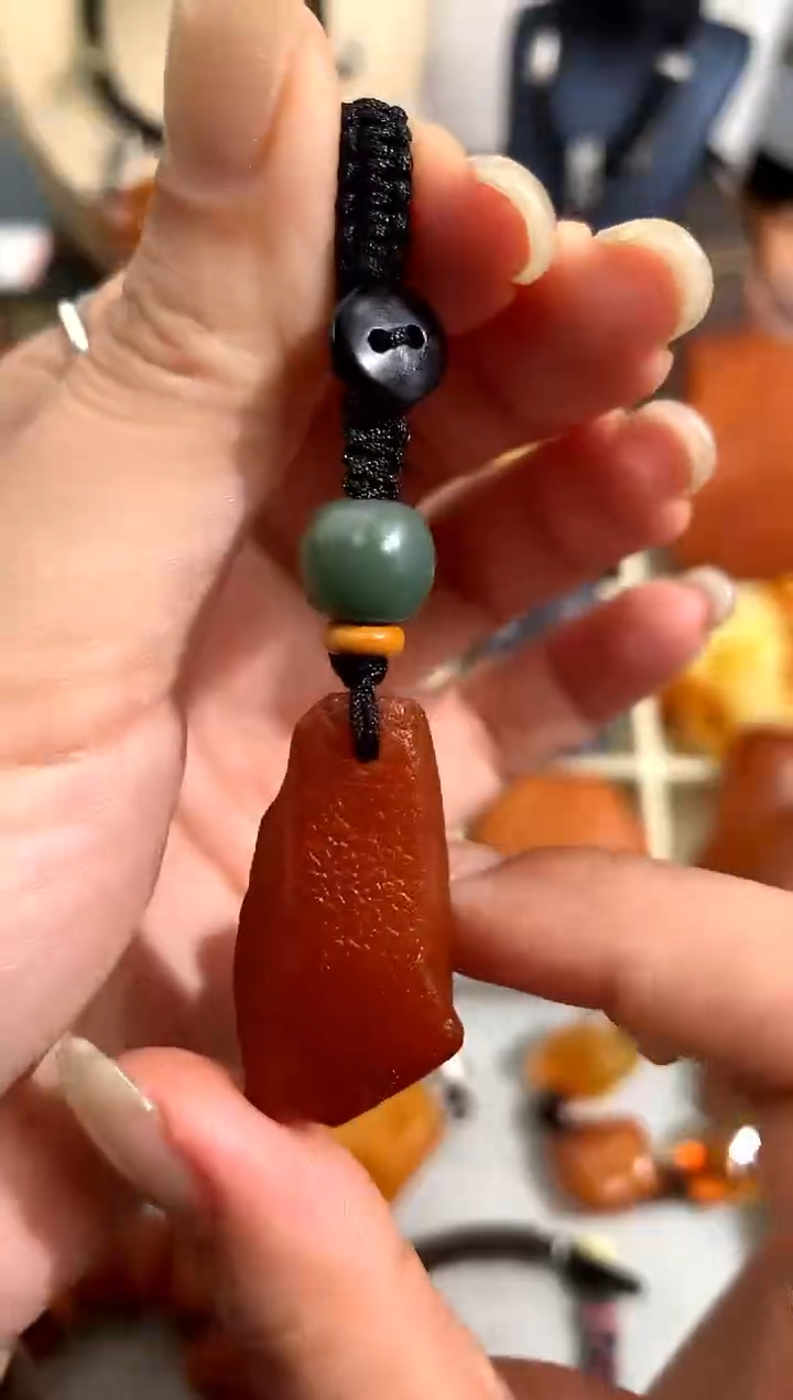 【闪购商品】蜜蜡裸石未镶嵌似玉