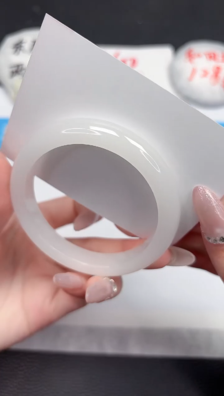 【闪购商品】石英质玉手镯未镶嵌51-56.5