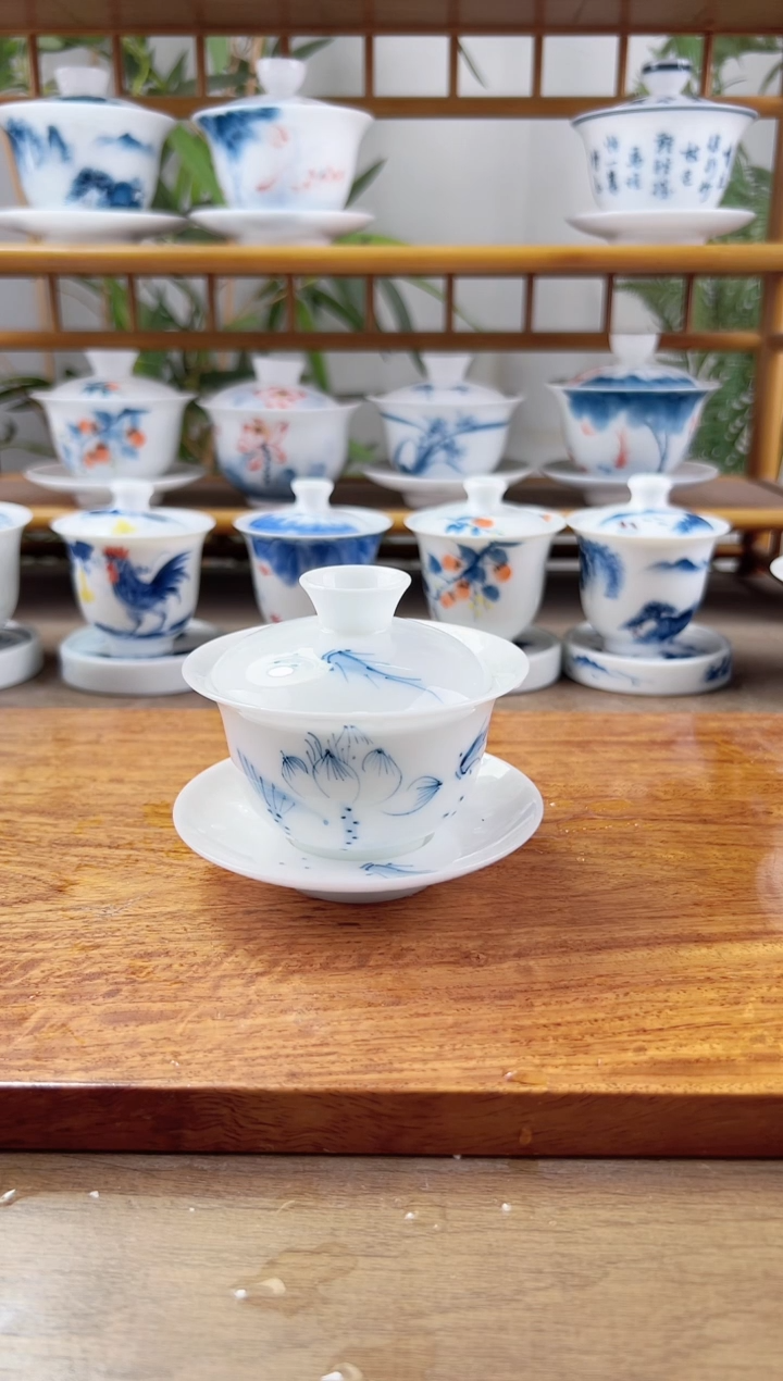 全品冰种荷花鱼聚130ml三才盖碗