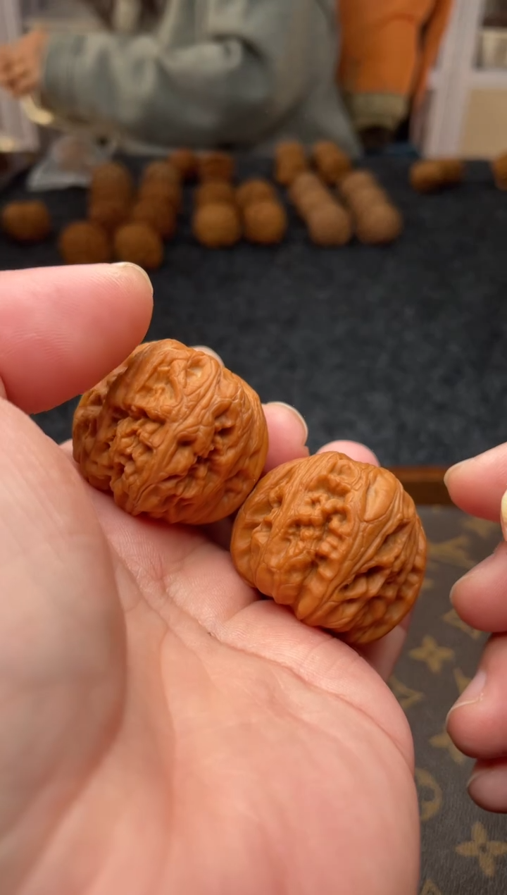 把件文玩核桃B  10号  42  尺 元宝