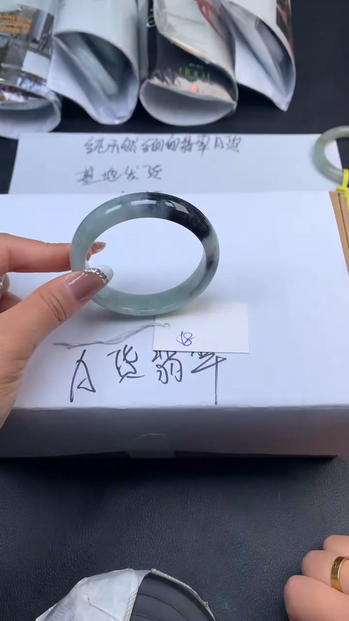 【闪购商品】翡翠手镯未镶嵌天然缅甸A货翡翠手镯
