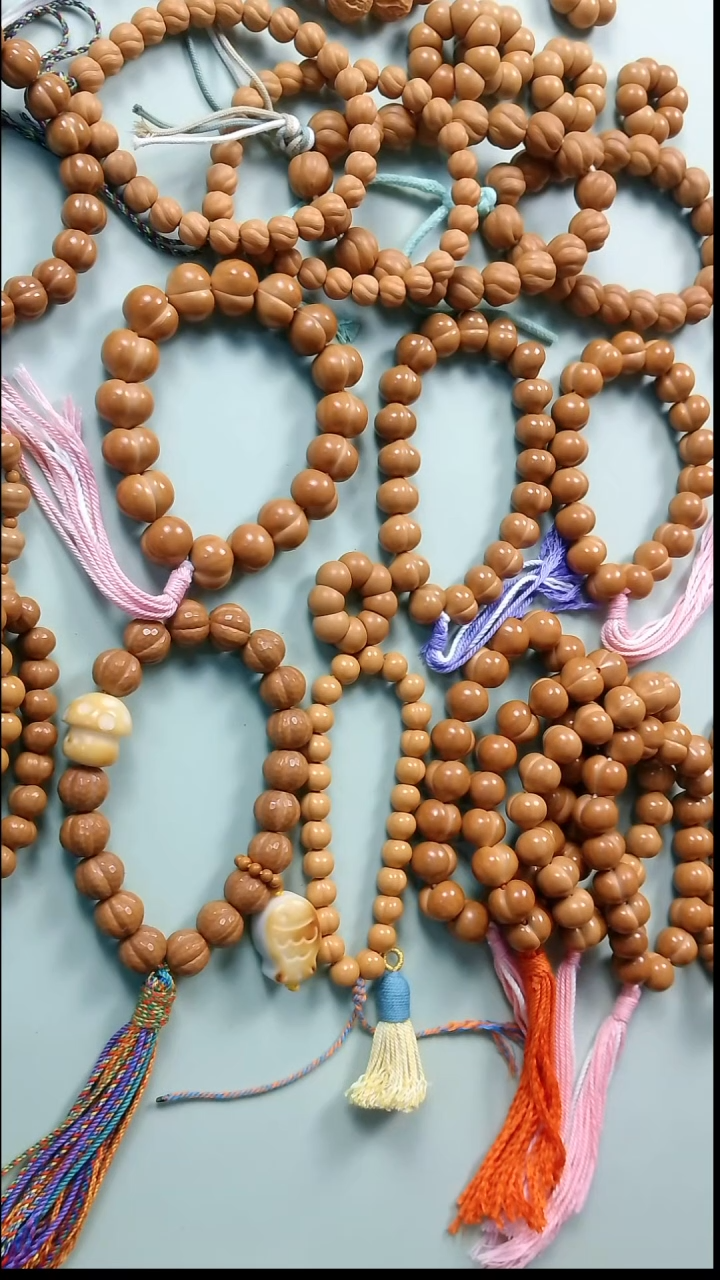 手串猴头核桃艾****～猴头17小+屁桃