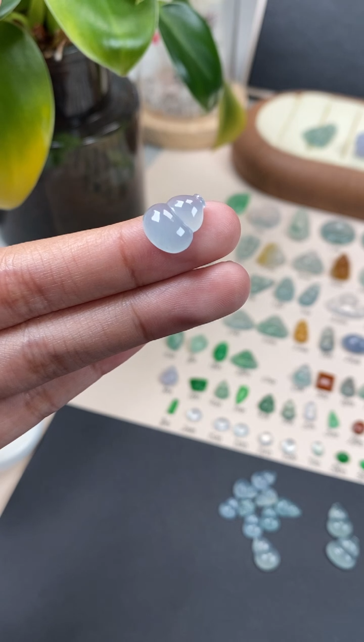 【闪购商品】翡翠颈饰未镶嵌翡翠冰种葫芦