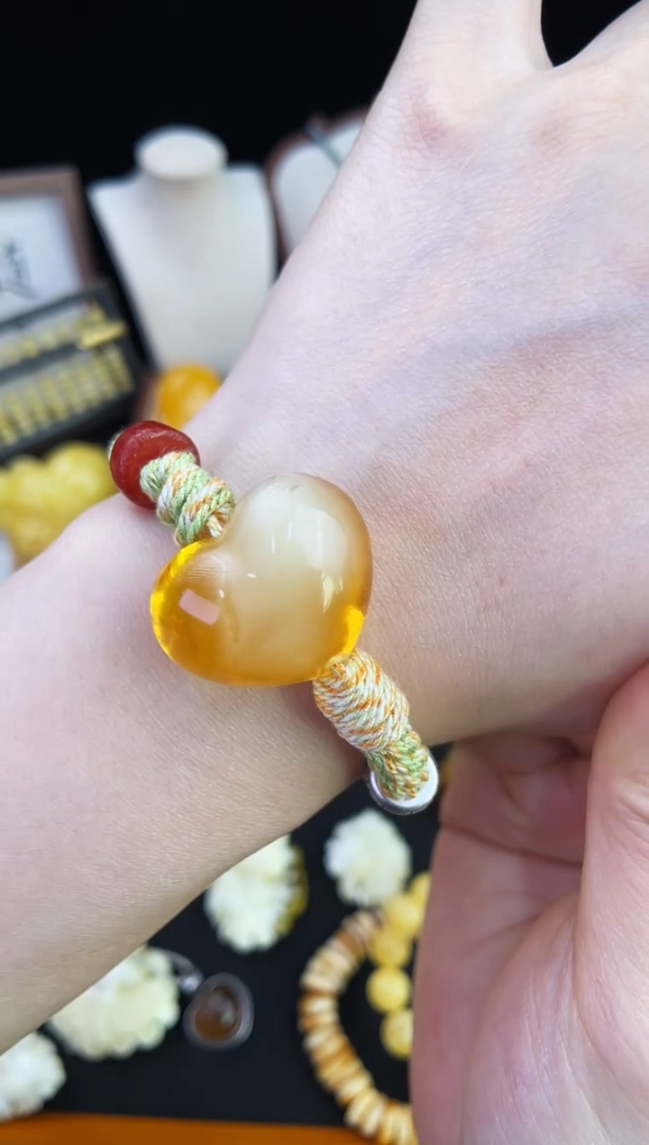 琥珀未镶嵌珠宝奇石柒月