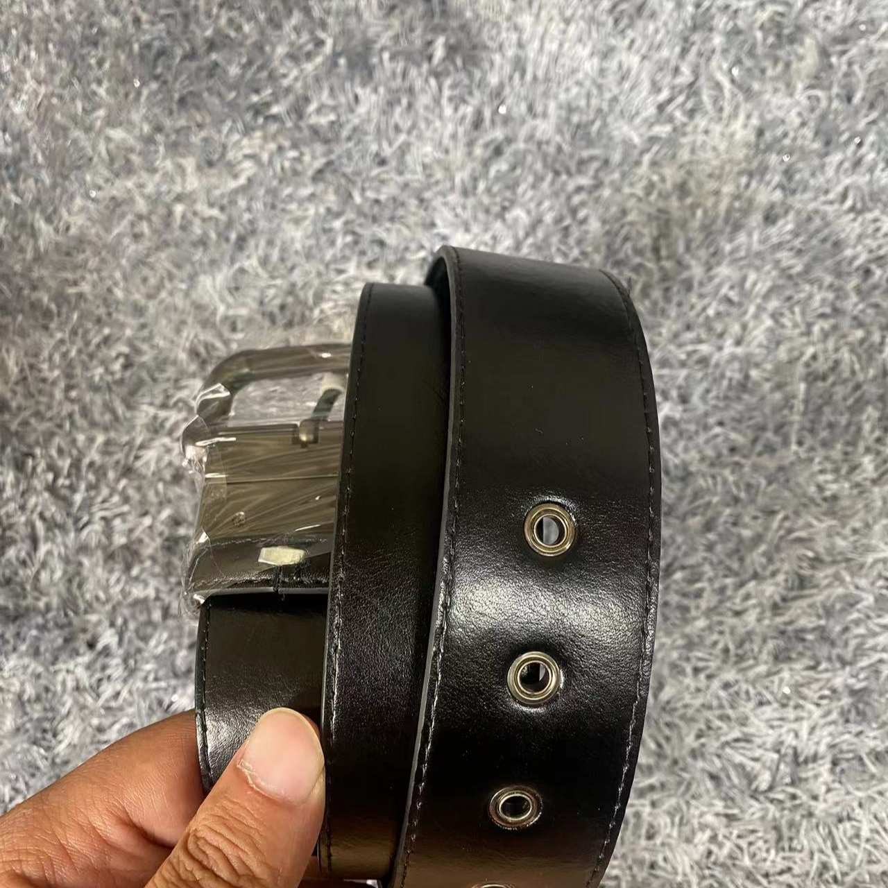 Sweet DD两色时尚针扣腰带