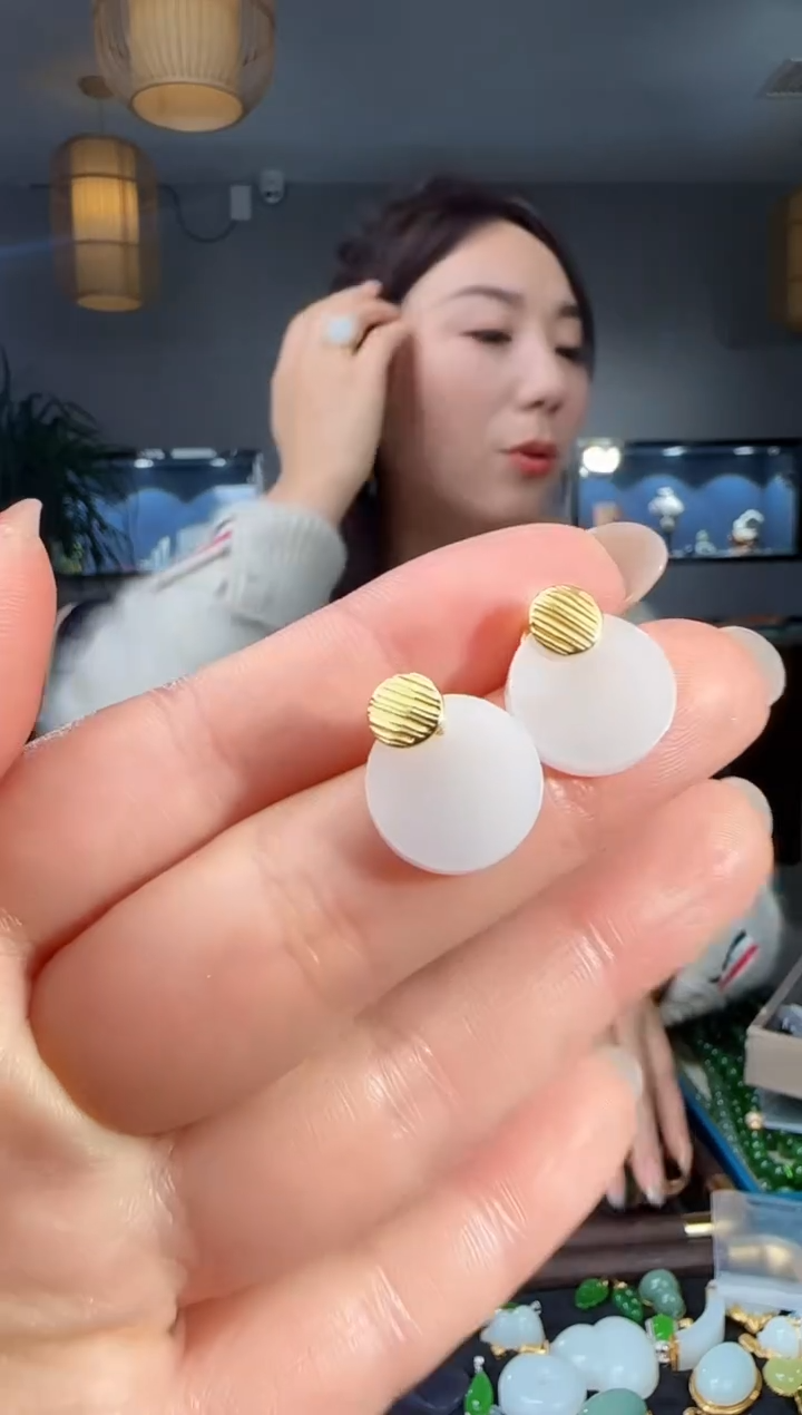 银S925镶嵌和田玉耳饰1