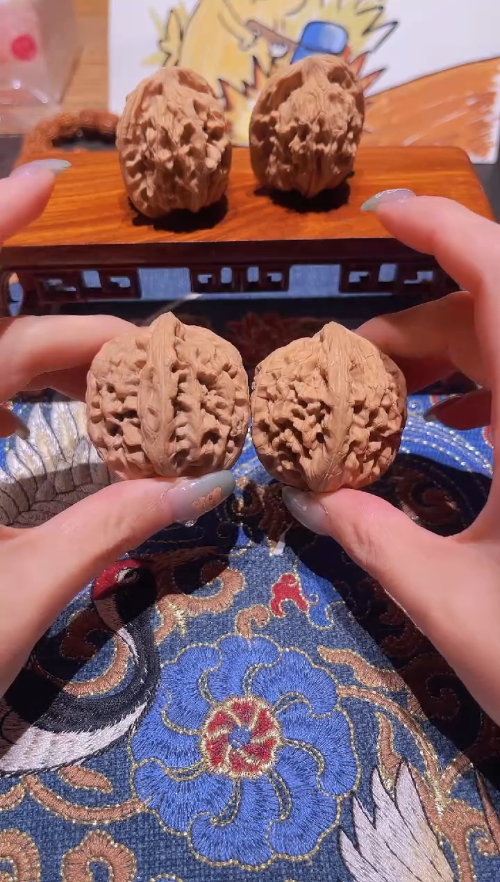 把件文玩核桃006红锦鲤