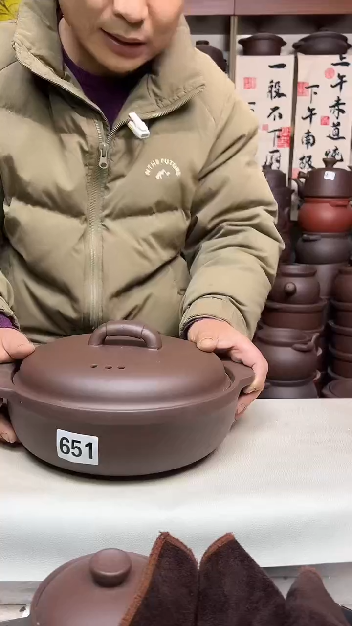 宜兴紫砂微瑕2.5升时来运转651