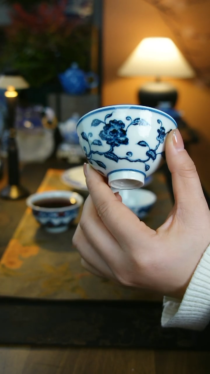 山茶花鸡心杯     
