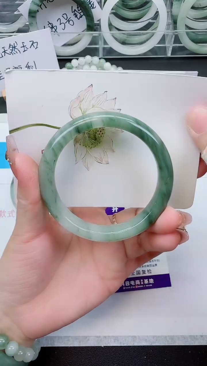 【闪购商品】石英质玉手镯未镶嵌300号/59-60圈