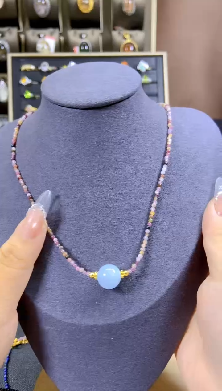 未镶嵌颈饰水晶海蓝宝