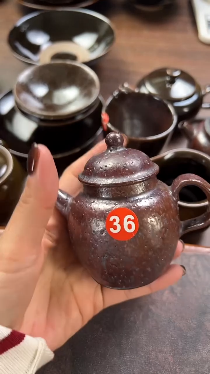 看*景瑕疵泡茶壶不退不换