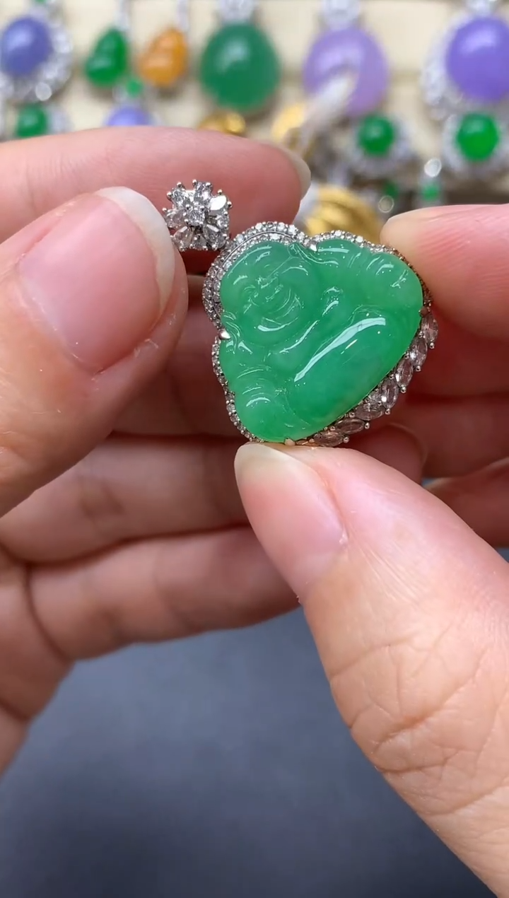 翡翠18K金镶嵌颈饰265-中国好珍宝