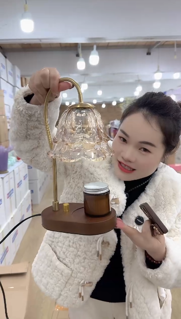 【闪购商品】无铅玻璃甄选花器-q-早10