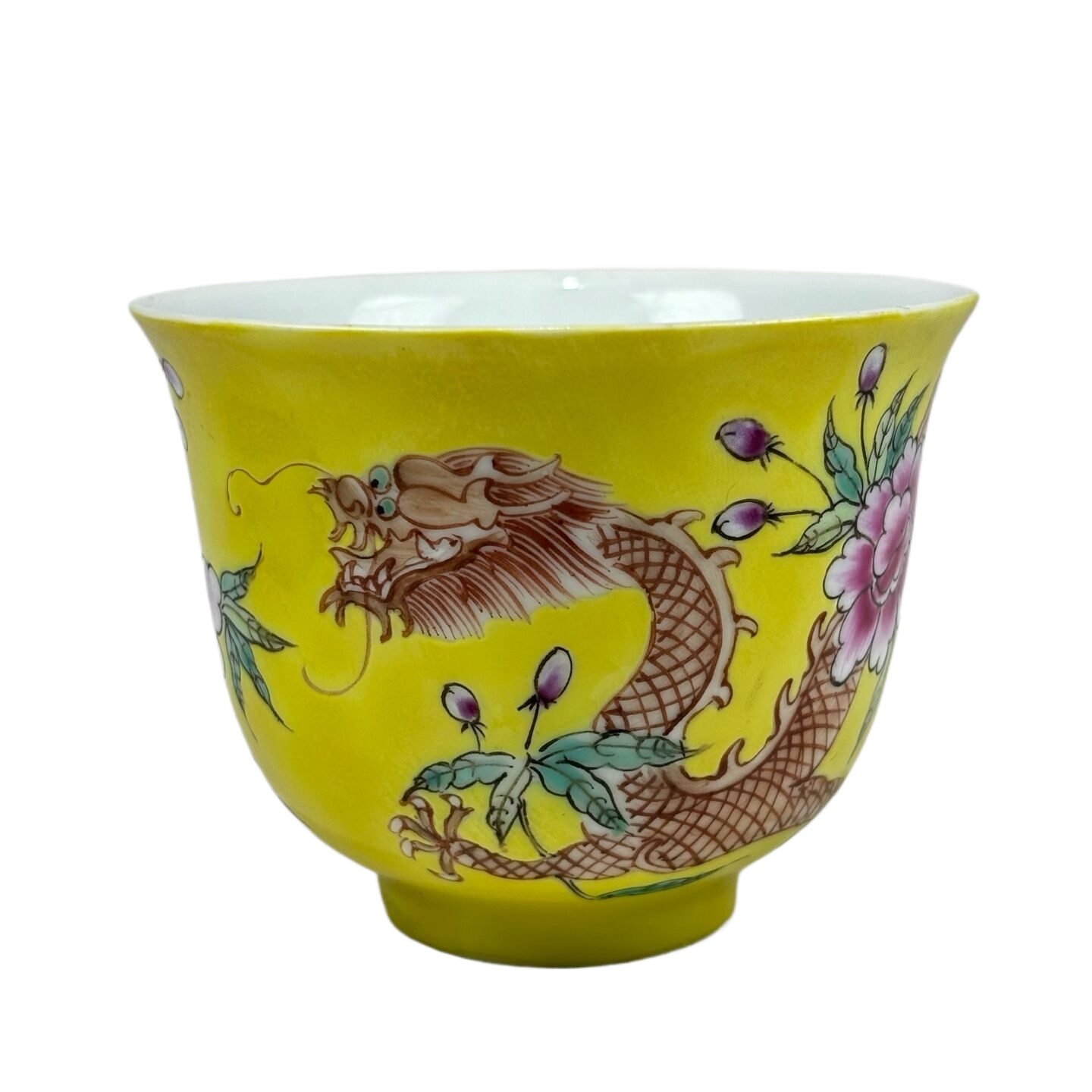 黄地粉彩龙穿花杯7422 一对