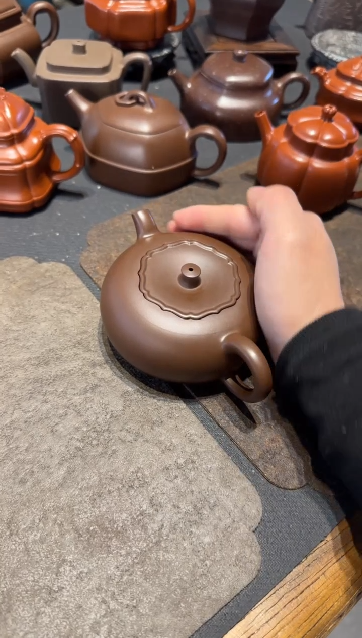【闪购商品】紫砂茶壶柿柿如意