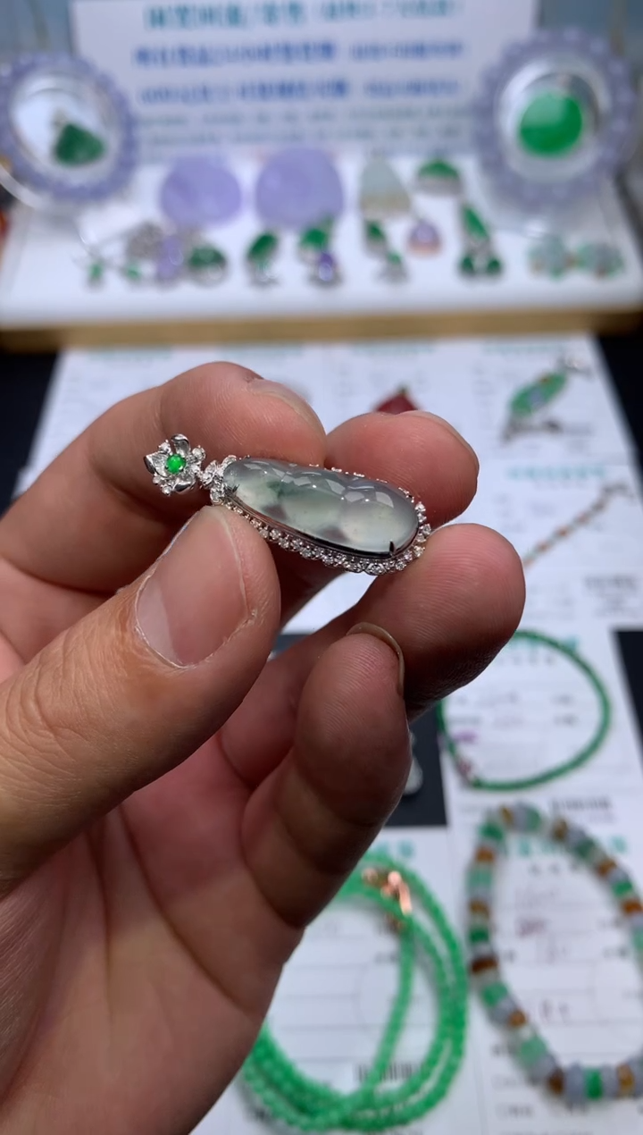 【闪购商品】定制翡翠18K金镶嵌模式推广期24小时鉴赏期