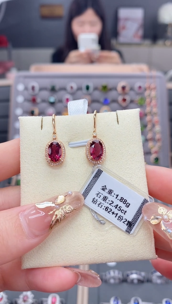 【闪购商品】碧玺耳饰18K金镶嵌2.45配钻  